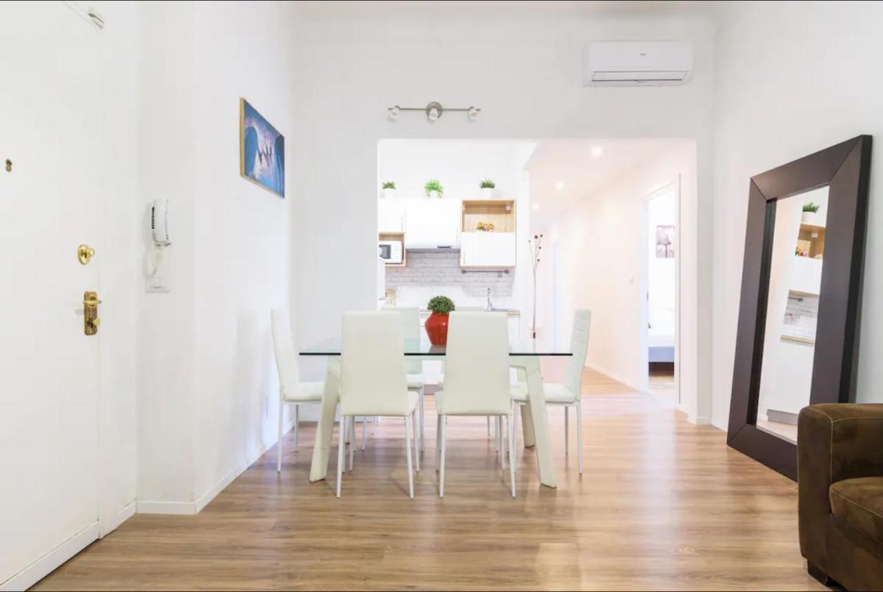 Luxury 4 Bedrooms Apartments Close To Duomo Milánó Kültér fotó
