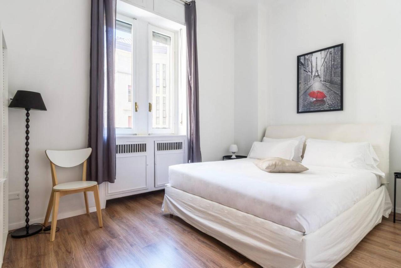 Luxury 4 Bedrooms Apartments Close To Duomo Milánó Kültér fotó