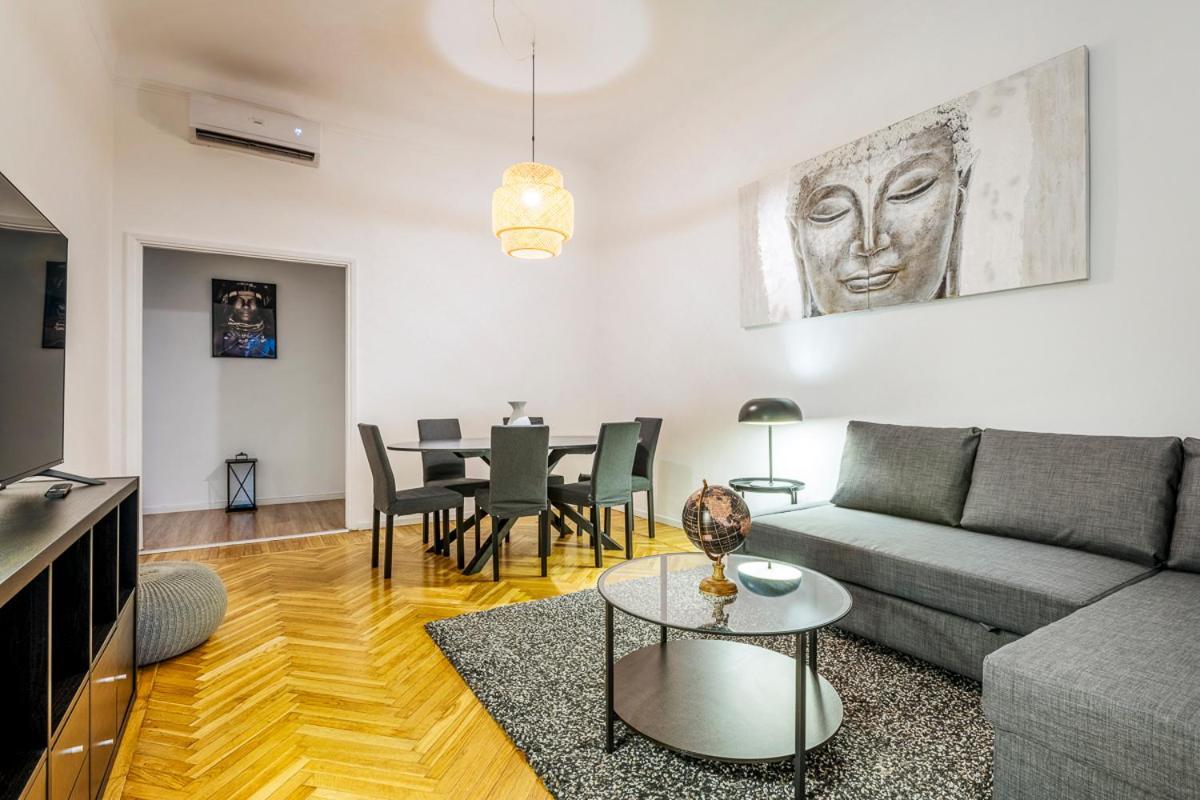 Luxury 4 Bedrooms Apartments Close To Duomo Milánó Kültér fotó